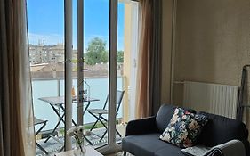 Appartement F3 - Calme, Meuble Et Chaleureux